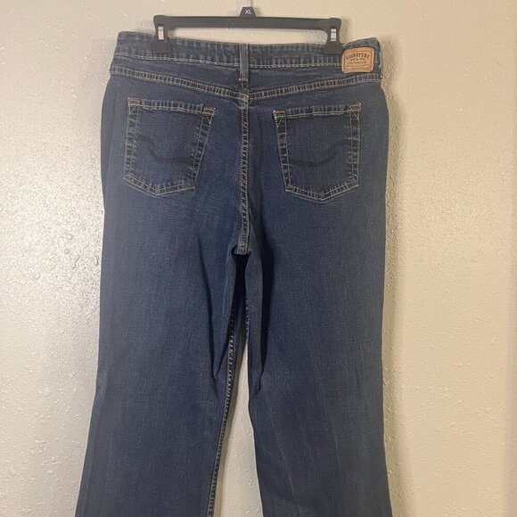 Levi Strauss & Co Signature At Waist Bootcut Misses 16 Medium Dark Wash - Picture 5 of 10